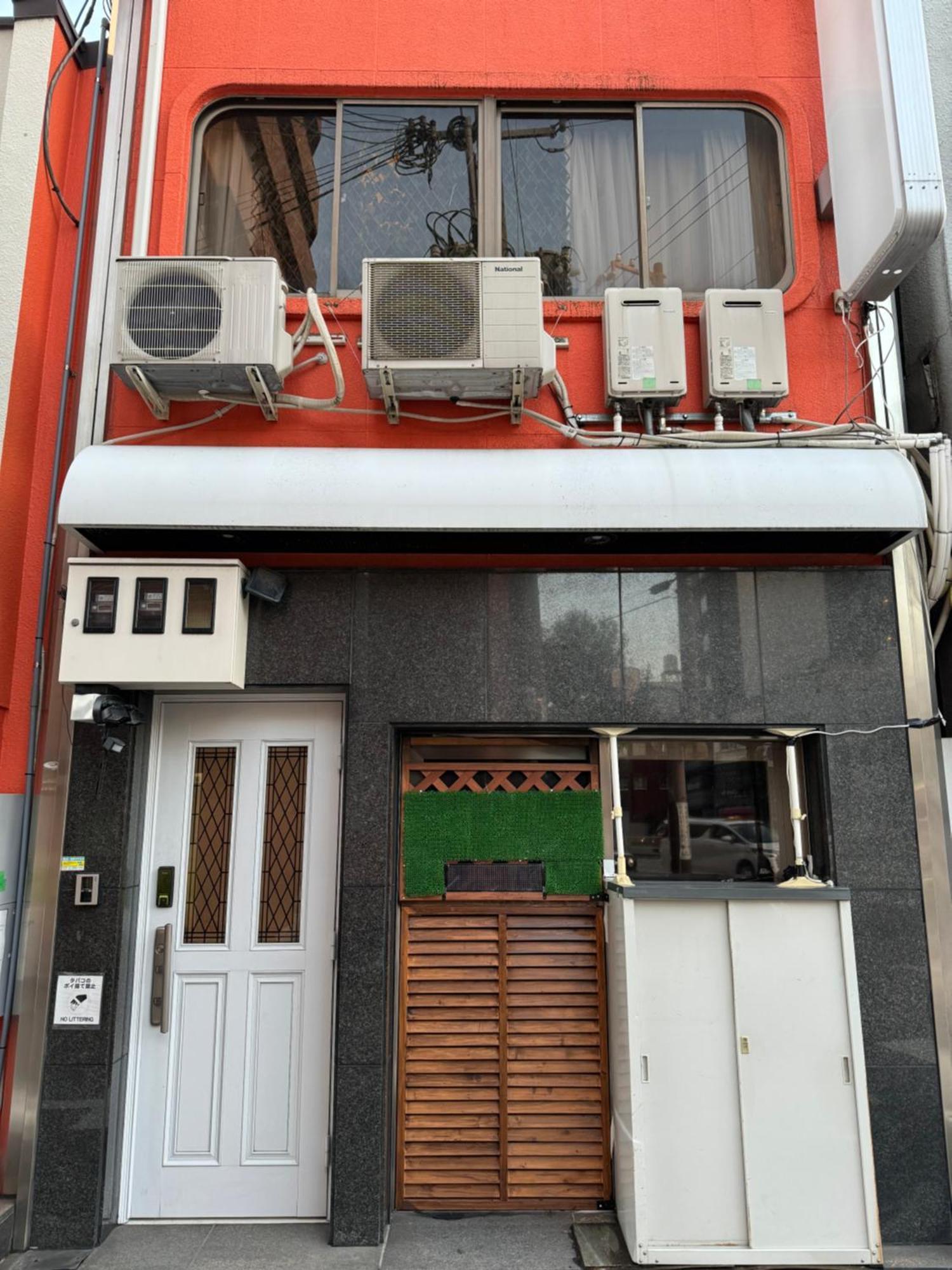 Hotel Orange House Oszaka Kültér fotó